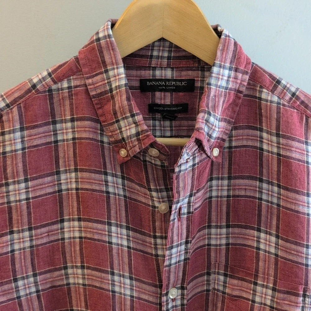 Banana Republic Men's Medium Linen Camden Standard Fit Short Sleeve Plaid Shirt